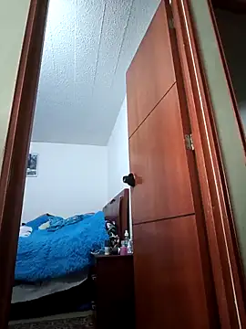 Hatria Nuu online show from October 25, 2025, 6:19 pm