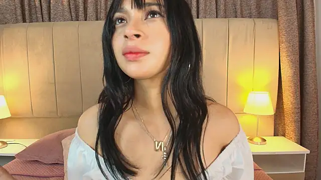 Snapshot of alahia_hank chatting on October 6, 2025, 5:57 pm alahia hank online show from October 6, 2025, 5:57 pm