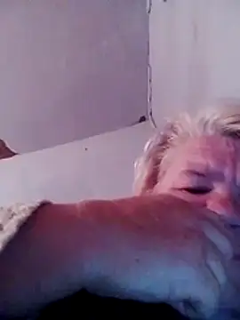 LusiyaGold5 online show from November 11, 2025, 7:30 pm