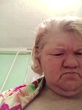 LusiyaGold5 online show from January 9, 2026, 3:57 am