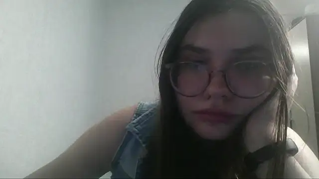 Snapshot of StacyMillerBom chatting on October 8, 2025, 2:07 pm StacyMillerBom online show from October 8, 2025, 2:07 pm