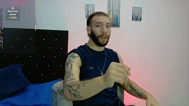 angel kyrozz online show from April 2, 2026, 7:09 pm