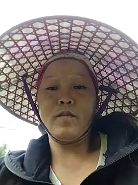 sumaybae online show from October 14, 2025, 2:45 am