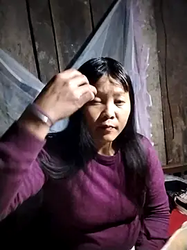 Snapshot of sumaybae chatting on February 4, 2026, 1:28 pm sumaybae online show from February 4, 2026, 1:28 pm