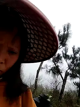 Snapshot of sumaybae chatting on February 2, 2026, 4:44 am sumaybae online show from February 2, 2026, 4:44 am