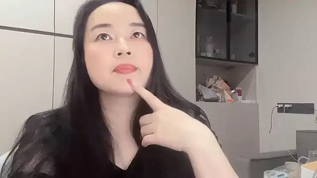Snapshot of zhiqiu- chatting on October 19, 2025, 3:59 pm zhiqiu- online show from October 19, 2025, 3:59 pm