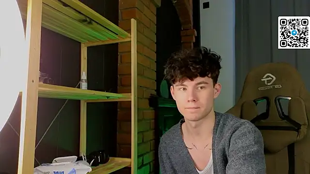 Cute Mike online show from March 20, 2026, 8:37 am