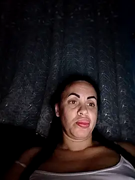 Stefaniyaxq online show from November 4, 2025, 9:07 pm