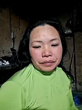 miomio-12 online show from November 16, 2025, 12:43 pm