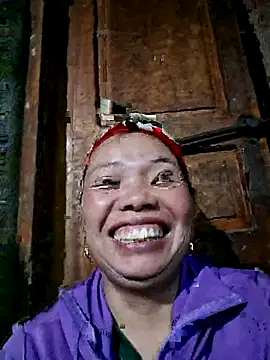 miomio-12 online show from October 5, 2025, 1:13 pm