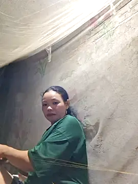 miomio-12 online show from October 4, 2025, 1:12 pm