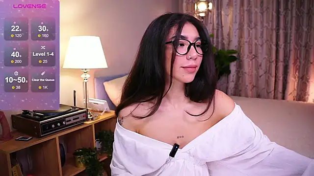 YokoKoko  online show from November 19, 2025, 6:24 am