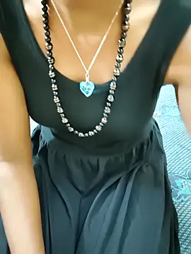 Snapshot of Chennai-couples chatting on November 4, 2025, 5:28 pm Chennai-couples online show from November 4, 2025, 5:28 pm