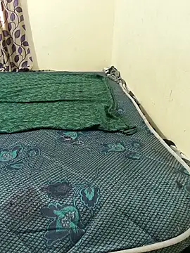 Snapshot of Chennai-couples chatting on October 12, 2025, 6:15 am Chennai-couples online show from October 12, 2025, 6:15 am