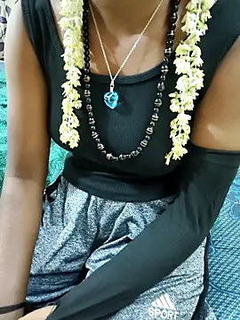 Snapshot of Chennai-couples chatting on October 13, 2025, 9:05 pm Chennai-couples online show from October 13, 2025, 9:05 pm