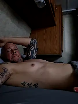 Snapshot of moonbeam37 chatting on October 6, 2025, 5:19 am moonbeam37 online show from October 6, 2025, 5:19 am