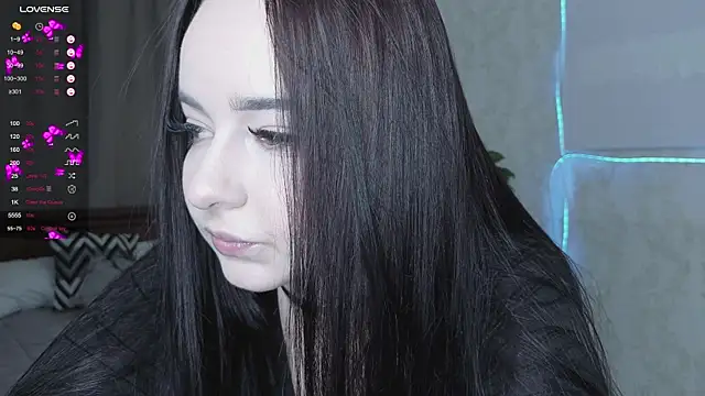 JeeringTickler online show from October 7, 2025, 5:03 pm