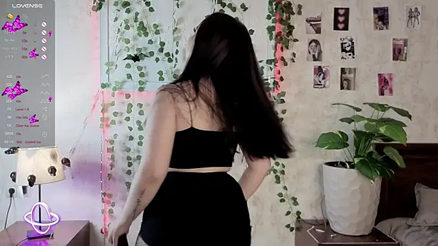 JeeringTickler online show from November 14, 2025, 6:11 pm