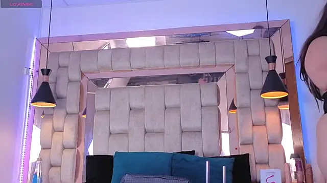 Anastasiaxxx69 online show from February 28, 2026, 9:03 pm