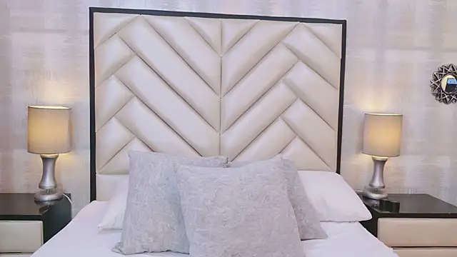 CristalShayy online show from March 24, 2026, 12:05 pm