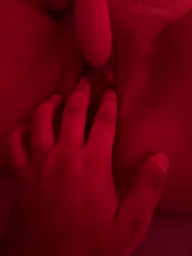 Snapshot of thesexcouple1 chatting on October 5, 2025, 7:37 pm thesexcouple1 online show from October 5, 2025, 7:37 pm