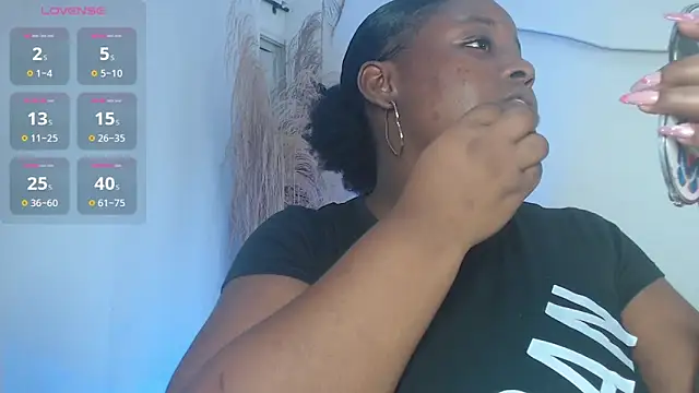 Snapshot of Kim_Browns chatting on January 18, 2026, 2:48 am Kim Browns online show from January 18, 2026, 2:48 am