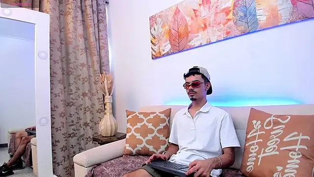 Timothe Evans online show from November 7, 2025, 7:40 pm