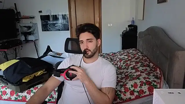 Al3xox02 online show from January 10, 2026, 2:45 pm