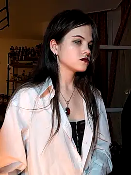 Alicemyrr online show from October 10, 2025, 6:42 pm