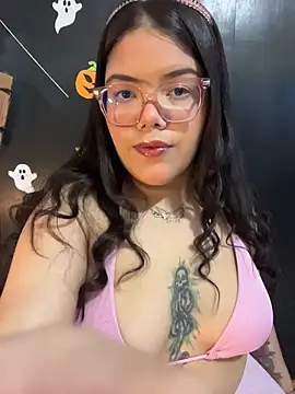 GabrielleMarsh1 online show from November 6, 2025, 2:15 am