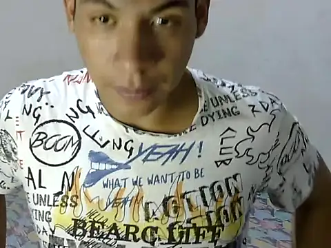 Snapshot of PhilipCox chatting on October 22, 2025, 1:16 am PhilipCox online show from October 22, 2025, 1:16 am