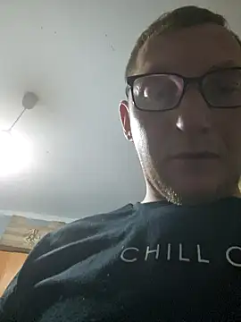 MeskaKurwa1988 online show from October 13, 2025, 9:59 pm