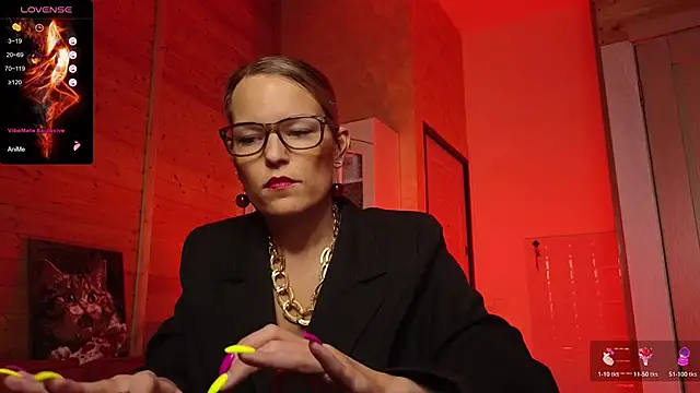 Snapshot of Lady_Shine chatting on January 31, 2026, 7:12 pm Lady Shine online show from January 31, 2026, 7:12 pm