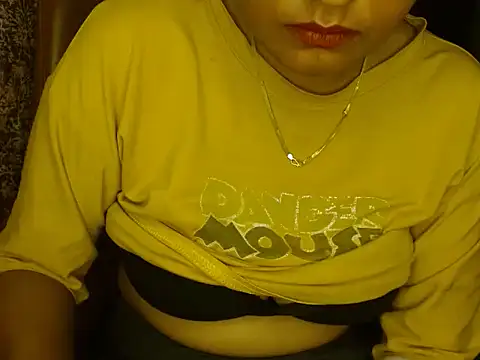 Snapshot of Kittibhabhi-9 chatting on October 9, 2025, 6:47 am Kittibhabhi-9 online show from October 9, 2025, 6:47 am