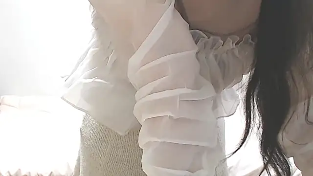 hinako08 online show from June 1, 2026, 11:04 pm