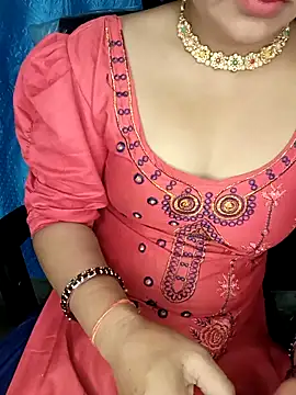 Snapshot of Rashmi_011 chatting on May 20, 2026, 11:57 pm Rashmi 011 online show from May 20, 2026, 11:57 pm