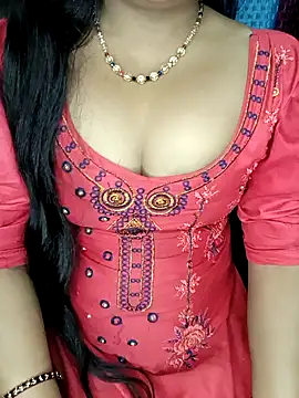 Snapshot of Rashmi_011 chatting on May 15, 2026, 3:48 am Rashmi 011 online show from May 15, 2026, 3:48 am