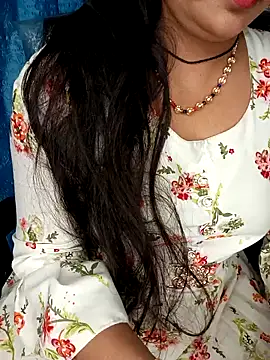 Snapshot of Rashmi_011 chatting on May 1, 2026, 3:17 pm Rashmi 011 online show from May 1, 2026, 3:17 pm