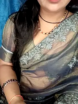Snapshot of Rashmi_011 chatting on May 23, 2026, 11:48 pm Rashmi 011 online show from May 23, 2026, 11:48 pm