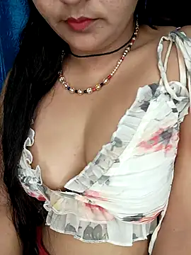 Snapshot of Rashmi_011 chatting on May 25, 2026, 11:36 pm Rashmi 011 online show from May 25, 2026, 11:36 pm