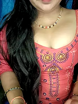 Snapshot of Rashmi_011 chatting on April 22, 2026, 2:29 am Rashmi 011 online show from April 22, 2026, 2:29 am