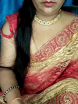 Snapshot of Rashmi_011 chatting on May 15, 2026, 11:14 pm Rashmi 011 online show from May 15, 2026, 11:14 pm
