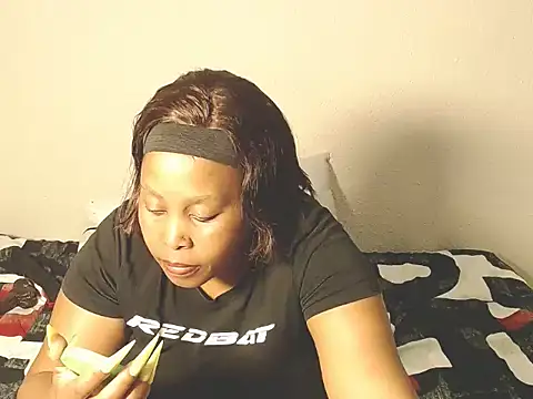 SexyChubyPussyZA online show from November 9, 2025, 11:25 am