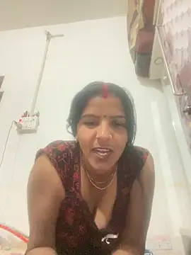 Sapnahot34 online show from December 3, 2025, 4:13 am