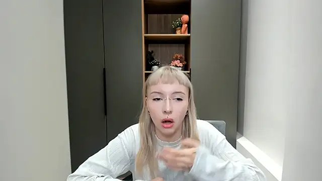 Jayenemeth online show from October 6, 2025, 5:19 am