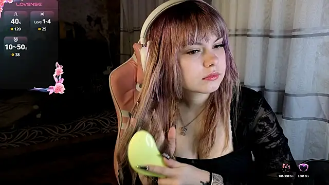 KristiBloom online show from March 24, 2026, 10:54 pm