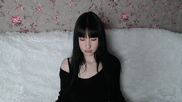 Snapshot of NaemiiBlush chatting on April 14, 2026, 3:39 pm NaemiiBlush online show from April 14, 2026, 3:39 pm