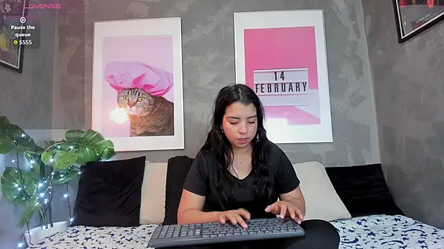 MiaNyxara dh online show from January 12, 2026, 7:53 pm