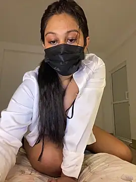 Snapshot of Monica__Bellucci__ chatting on June 7, 2026, 9:47 am Monica Bellucci online show from June 7, 2026, 9:47 am