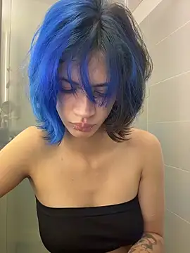 Snapshot of sukulaurens chatting on March 17, 2026, 11:13 am sukulaurens online show from March 17, 2026, 11:13 am